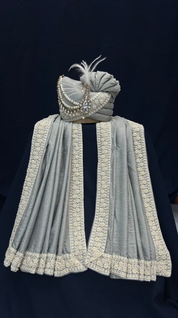Elegant Grey Safa & Stall Set with Embellished Detailing for Grooms